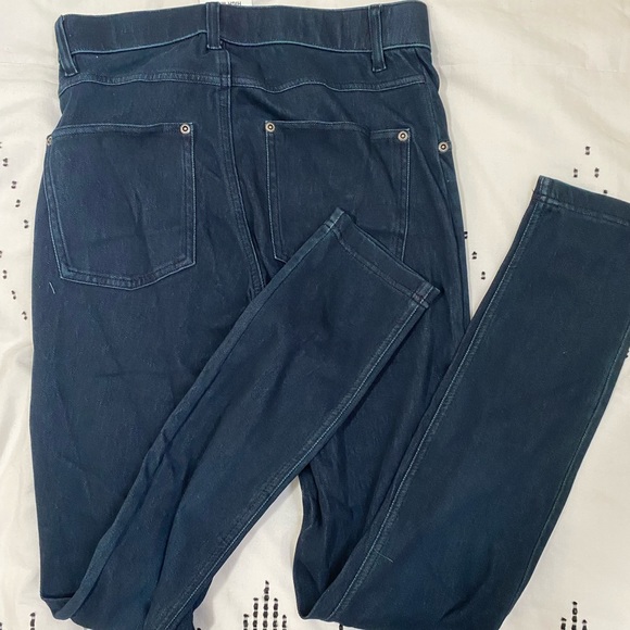 HUE Womens Ultra Soft High Waist Denim Leggings - Picture 5 of 5